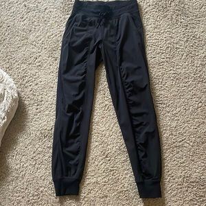 LULULEMON DANCE JOGGER